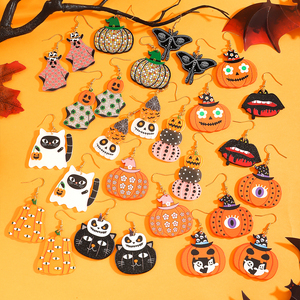 Pendientes de Acrílico de Halloween 2025, Diseño de Araña, Murciélago, Esqueleto, Bruja, Fantasma, Dibujos Animados, Ligeros, para Mujer - Product Image 3