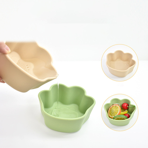 Assiette et bol mignons pour bébé en silicone de qualité alimentaire pour l'alimentation et l'allaitement des tout-petits - Product Image 5
