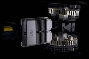 Dron Agrícola Profesional DJ T100 con GPS RTK y Cámara HD para Pulverización de Fertilizantes y Granulados - Product Image 6