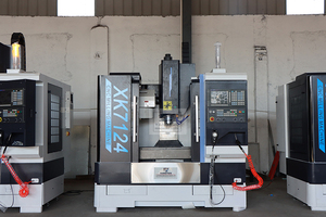 Mini <span class=keywords><strong>vmc</strong></span> XK7124 petite fraiseuse cnc avec atc mini 5 axes fraiseuse cnc métal - Product Image 6