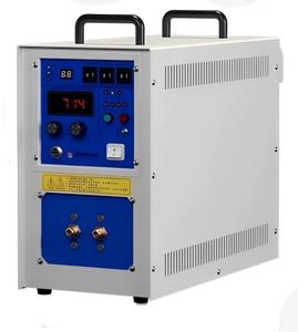Solution de chauffage par <span class=keywords><strong>induction</strong></span> OEM personnalisée, ligne de brasage et de durcissement automatique pour les fabricants de pièces automobiles - Product Image 5