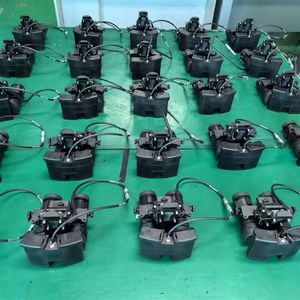 อุปกรณ์มองกลางคืนแบบติดหมวกนักบิน QVS940 FOV40 °   GEN2+ FOM1400+ IIT P43/P45 ระบบประตูอัตโนมัติสำหรับการบินเพื่อการสังเกตการณ์ OEM/ODM - Product Image 6