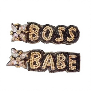 Boucles d'oreilles brodées et perlées faites à la main Boss Babe pour femmes, orange, blanc et bleu patriotiques, pour les occasions festives - Product Image 1