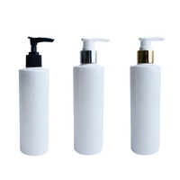 Flacons cosmétiques en plastique blanc à épaulement plat de haute qualité de 250ml avec pompe à lotion