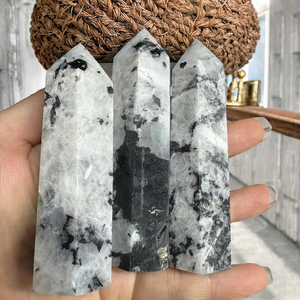 Obélisque en Améthyste Naturelle et Quartz Rose, Pointe de Cristal Sculptée et Gravée, Tendance Mode, Pierres de Guérison pour Artisanat ou Cadeaux - Product Image 3