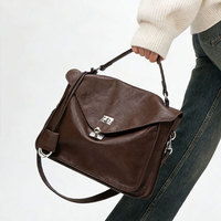 Sac à main de luxe léger pour femme, grande capacité, sac de banlieue sophistiqué, sac polyvalent à bandoulière avec fermeture à cadenas
