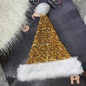 قبعة عيد الميلاد من cusomt بالترتر من البوليستر للبيع بالجملة قبعة عيد الميلاد الفاخرة المحشوة للبالغين بتخفيضات كبيرة قبعة مع pompom للبالغين - Product Image 3