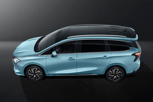 Nuevo Diseño, Buena Calidad, Dongfeng Forthing M4 U-<span class=keywords><strong>TOUR</strong></span>, Venta al por Mayor de Fábrica, Auto a Gasolina, 4850*1900*1715, Auto Nuevo - Product Image 4