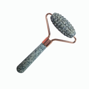 Rouleau de massage texturé en pierre naturelle à picots pour le visage et le corps, pour la physiothérapie - Product Image 4