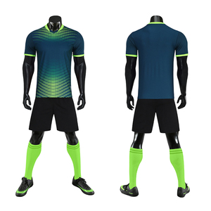 Ventes en gros de t-shirts pour jeunes, uniformes de football, vêtements d'entraînement, ensembles de maillots de football, survêtement pour enfants, football - Product Image 6