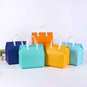 Sac isotherme jetable en aluminium non tissé recyclé avec motif de dessin animé pour la livraison de nourriture - Product Image 2