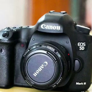 กล้อง EOS 5D3 5D Mark 3 + เลนส์ 50 มม. F1.8 ของแท้ Canon มือสอง กล้อง DSLR ระดับมืออาชีพ กล้องดิจิตอล - Product Image 1