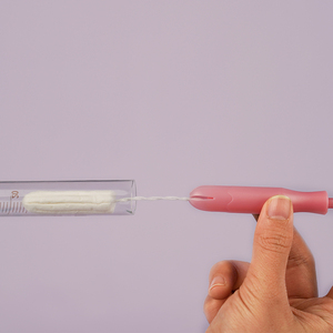 Produits d'hygiène féminine en gros, marque privée, tampons en coton biologique avec applicateur pour femmes - Product Image 2