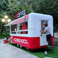 Commerciële Outdoor Fastfoodtruck Volledige Keuken Populaire 220V Commerciële Kar Voor Snackvoedsel Aanpasbare Ijscowagen
