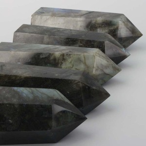 Vente en gros de cristaux naturels de haute qualité, pierres de guérison, obélisque en labradorite pour la décoration - Product Image 5