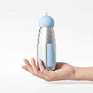 Sombrilla de Titanio Plateada con 50% de Descuento, Doble Uso, Protección Solar y contra la Lluvia, Apertura Manual, Color Azul Claro - Product Image 1