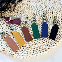 Mehrfarbiger PU-Leder Schlüsselanhänger Bestseller Leder-Schlüsselanhänger DIY Geprägtes Laser-Logo Schlüsselplatte Personalisierter Schlüsselanhänger