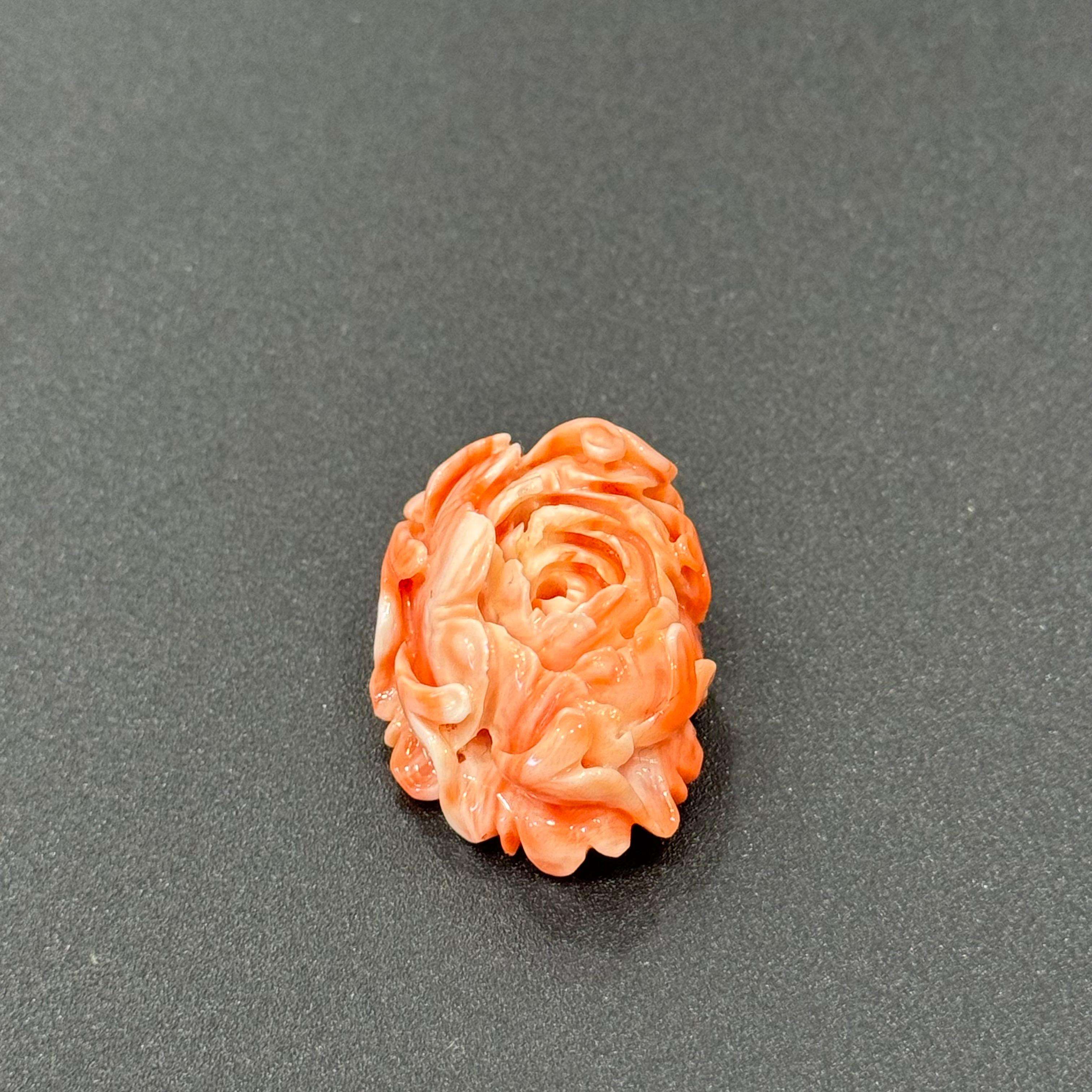 สีแดงชมพู