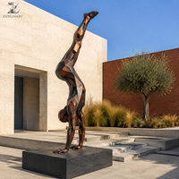 Sculpture d'acrobate en bronze, artisanat métallique, figurine d'acrobate durable faite à la main, art pour la décoration intérieure des hôtels, des villas et des couloirs