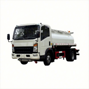 Mini HOWO LHD 5000L/5CBM/5M3 Oil Diesel Boswer Tanker Truck with Fuel Dispenser for Sale - Product Image 1