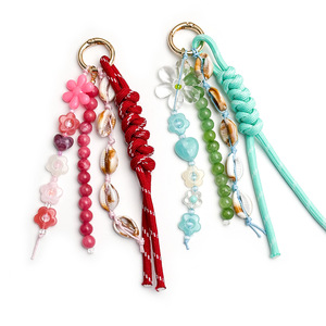 Breloque de sac en perles tressées motif fleur de coquillage, thème plage et vacances en bord de mer, porte-clés et pendentif pour sac à main pour femme - Product Image 2