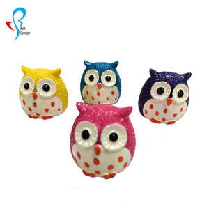 <span class=keywords><strong>Baume</strong></span> à lèvres en forme de hibou mignon à base d'ingrédients naturels pour enfants, plusieurs couleurs - Product Image 3
