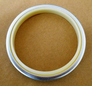 Joint d'étanchéité hydraulique PU DKI avec squelette métallique pour cylindre d'excavatrice <span class=keywords><strong>Simrit</strong></span> N0K Standard - Product Image 1
