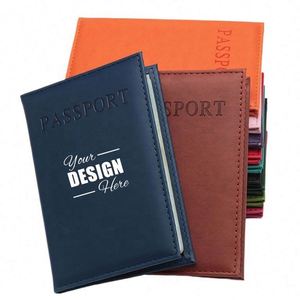 Porte-passeport personnalisé en cuir artificiel pour hommes et femmes - Housse durable, idéal pour un cadeau promotionnel - Product Image 1