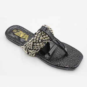 Barang Siap Kirim Pabrik Grosir Harga Langsung 2025 Model Baru Sandal Jepit Pantai Anyaman Lembut Tebal untuk Wanita Kualitas Tinggi - Product Image 2