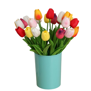 Ramo de Tulipanes Artificiales de Plástico Suave con 5 Cabezas, Tulipanes de Tacto Natural, Flores Artificiales para el Día de la Madre, Regreso a Clases, Bodas - Product Image 2