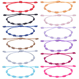 سوار كلاسيكي من 7 عقدة من حبل الحظ الأحمر المنسوج يدويًا قابل للتعديل ، سوار مجوهرات هدية للصداقة والطاقة المحظوظة - Product Image 2