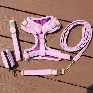 Luxe Corduroy Hond Harnas Fluwelen Corduroy Kraag Leash Set Duurzaam Zachte Gewatteerde Mesh Dog Harness En Leash Set