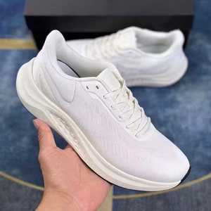 Nouvelles baskets de créateur 2026 de haute qualité, respirantes, pour hommes, chaussures de marche décontractées et de course. - Product Image 2