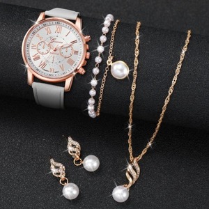 Ensemble de montres élégantes pour femmes, bleu, avec bracelet, collier et boucles d'oreilles en cristal en forme de cœur, montre à quartz analogique tendance - Product Image 6