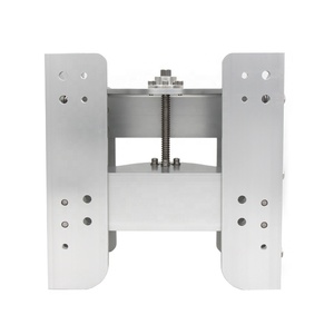 Nouveaux accessoires nautiques Winibo 1000Kg Plaque supérieure de support de levage pour <span class=keywords><strong>moteur</strong></span> <span class=keywords><strong>hors</strong></span>-<span class=keywords><strong>bord</strong></span> de yacht, réglable manuellement, anodisé blanc - Product Image 4