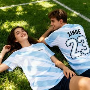 Camiseta Deportiva Unisex 2026, 100% Poliéster, Rayas, Estilo Boxy, Personalizable con Número Impreso en DTG, Talla Grande, Estilo Urbano - Product Image 3