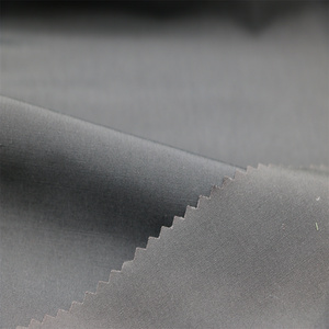 150D * 21s 100% Tela hilada <span class=keywords><strong>de</strong></span> poliéster para chaquetas Abrigos Pantalones Textil resistente al agua para pantalones al aire libre Ropa impermeable Bolsa resistente - Product Image 5