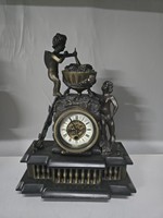 Horloge de cheminée et de marbre en laiton antique, avec figurines de grappe et de chérubin, mécanisme à 10 jours