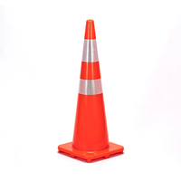 Cône de signalisation routière en PVC robuste, orange, 900 mm, réflecteur prismatique haute intensité, protection IP65, cône d'avertissement routier pour