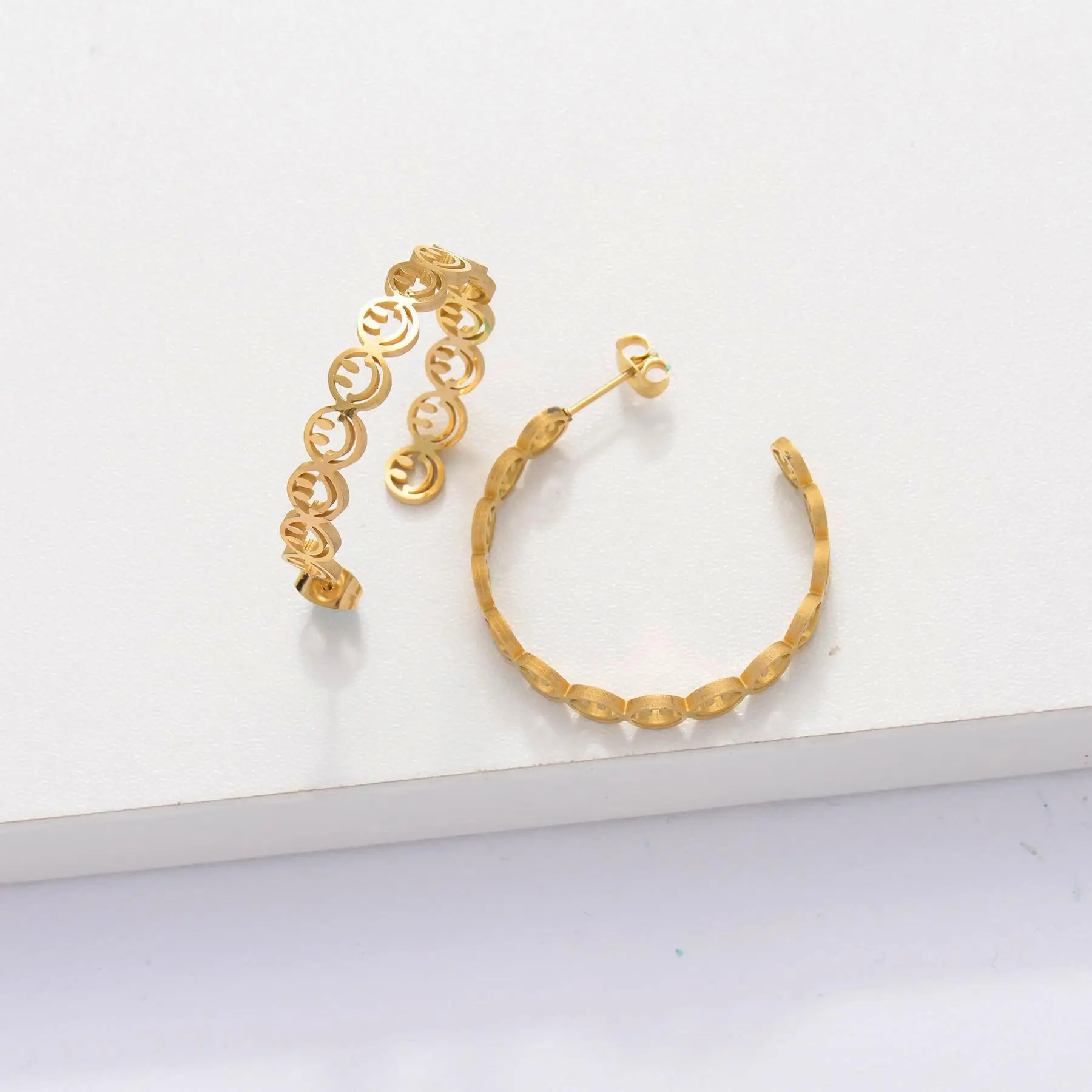 smiley gold earrings 18 k gold plated 316L Stainless Steel Earrings