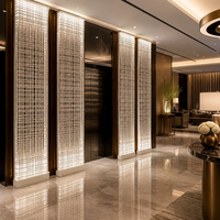 Weiß beleuchtete Gitter-Säule, dekorative Säule, Aufzug-Lobby-Trennwand, kundenspezifische Größe, Hotel, Büro