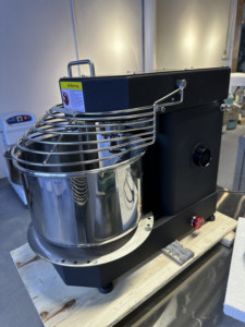 Mezclador espiral <span class=keywords><strong>de</strong></span> masa comercial con cabezal <span class=keywords><strong>de</strong></span> elevación <span class=keywords><strong>de</strong></span> tazón extraíble con precios <span class=keywords><strong>de</strong></span> máquinas mezcladoras <span class=keywords><strong>de</strong></span> masa <span class=keywords><strong>de</strong></span> pan <span class=keywords><strong>de</strong></span> tazón extraíble - Product Image 5