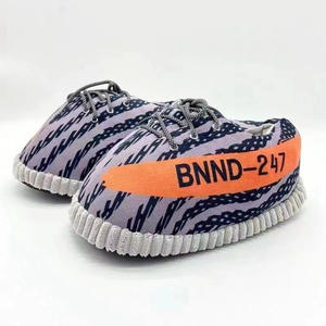 Zapatos <span class=keywords><strong>de</strong></span> invierno cálidos y afelpados <span class=keywords><strong>de</strong></span> algodón <span class=keywords><strong>de</strong></span> coco con punta circular para hombre y mujer, divertidos para parejas, venta al por mayor <span class=keywords><strong>de</strong></span> Source Factory - Product Image 3