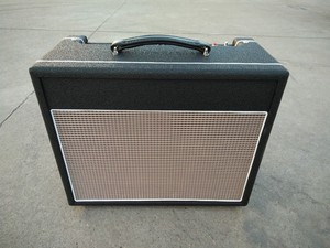 Amply <span class=keywords><strong>guitar</strong></span> điện đèn điện tử chất lượng cao Eminnence 15W, màu đen - Product Image 3