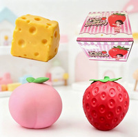 Jouets Squishies Fraise Pêche à Presser, Grands Jouets Fidget Réalistes à Remontée Lente, Jouets Anti-Stress en TPR, Faible MOQ