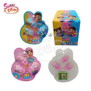 Divertido juego de adivinanzas Rock Paper Scissors Ring Lollipop Hard Candy y Popping Candy - Product Image 5