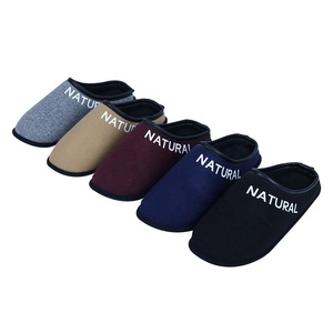 Pantoufles d'hiver épaisses personnalisées pour hommes, pantoufles de maison à fond fin, pantoufles légères pour hommes - Product Image 6