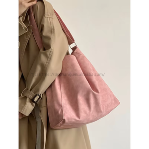 Sac fourre-tout grande capacité en polyester pour femme, nouvelle collection, idéal pour les étudiantes et les trajets quotidiens, sac à bandoulière simple ou croisé - Product Image 2
