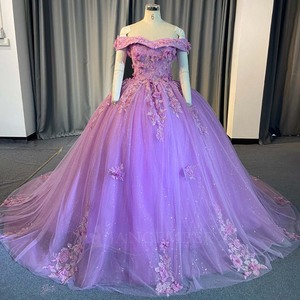 Vestido de Quinceañera Lsany284 Lavanda Natural con Hombros Descubiertos, Apliques Florales 3D, Tul Brillante, Estilo Princesa y Escote Corazón - Product Image 2