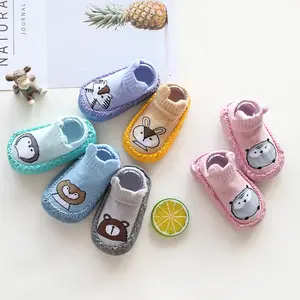 Nouveau bébé pantoufles décontractées chaussettes avec semelle en caoutchouc anti-dérapant respirant tricoté conception longue haute Logo motif mince pour enfants été - Product Image 1